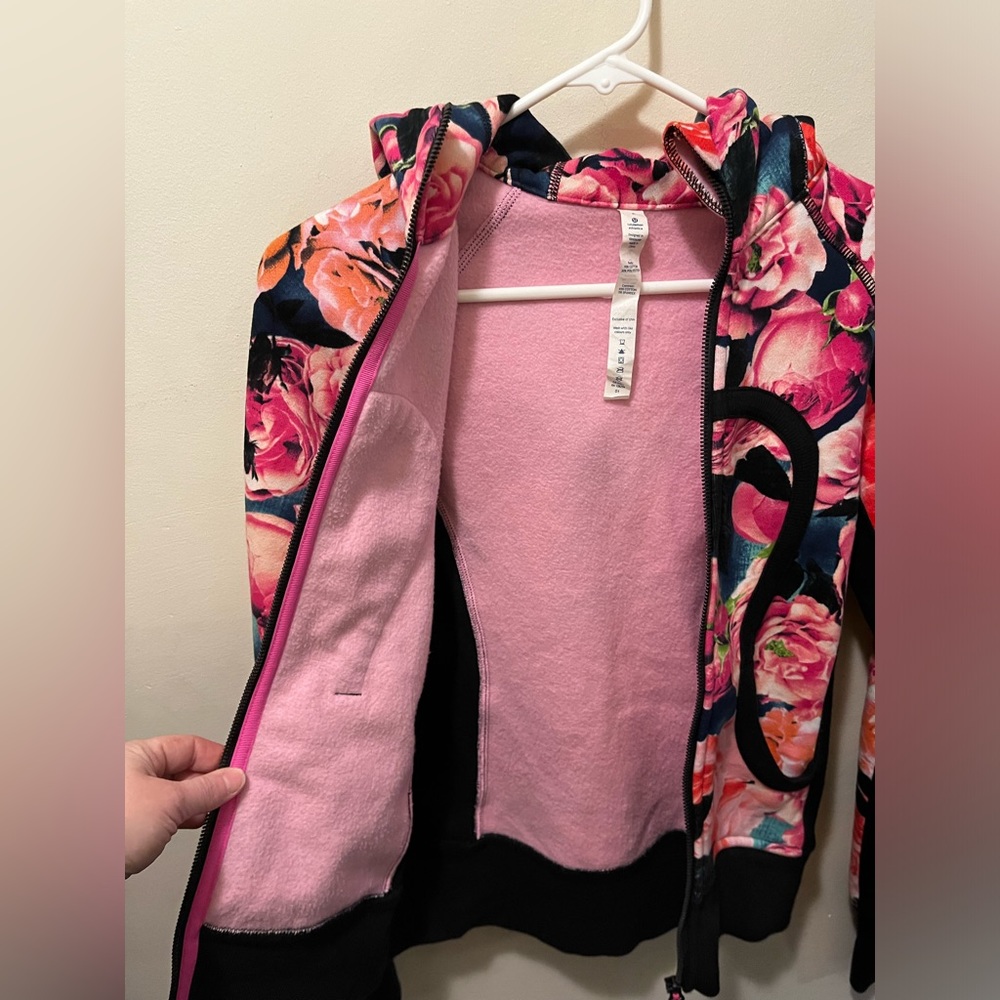 Lululemon full zip scuba hoodie sz 2 - Picture 6 of 11